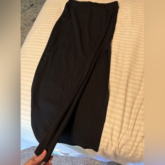 Princess Polly Women’s Skirt Only from Ellie Set Size 0 Black Ribbed Midi Skirt - Picture 3 of 8